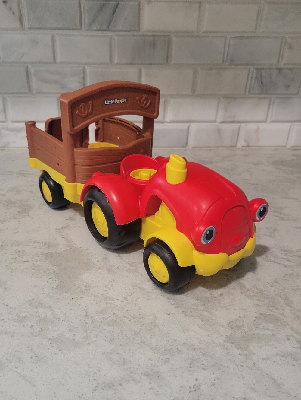 Little People Tow 'n Pull Tractor Plays Sounds and Songs EUC